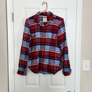 American Eagle Outfitters Red and Blue Flannel Shirt